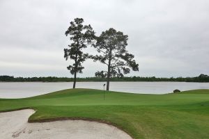 Deerwood 16th Green
